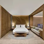 Hotel Regnum The Crown