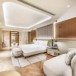 Regnum The Crown Hotel