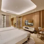 Regnum The Crown Szálloda 5*