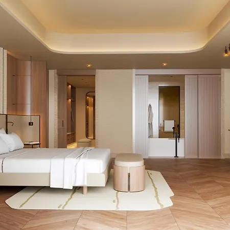 Regnum The Crown Hotel