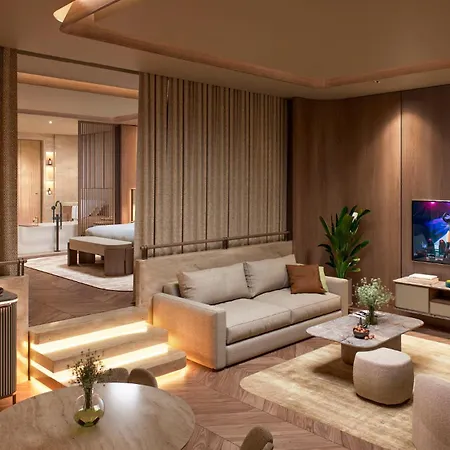 Regnum The Crown Hotel
