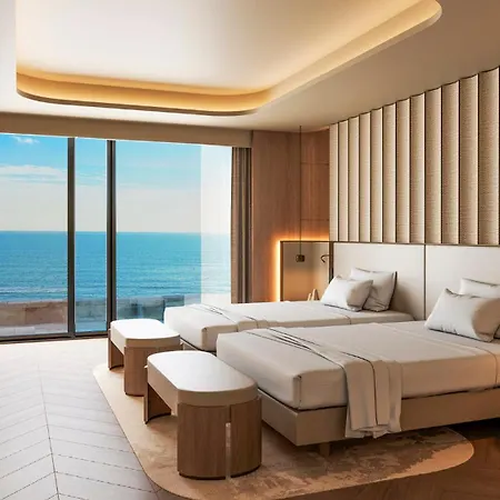 Regnum The Crown Hotel 5*