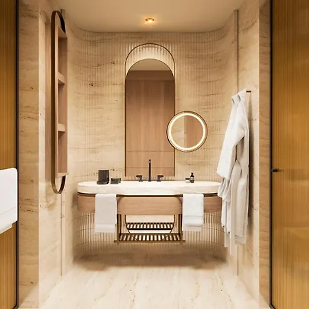 Hotel Regnum The Crown