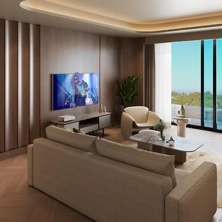 Regnum The Crown Hotel