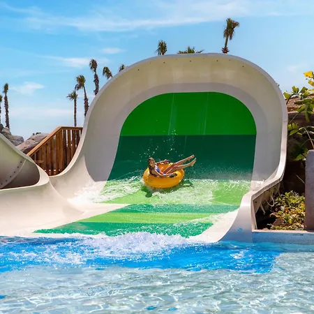 Hotel Regnum The Crown 5*