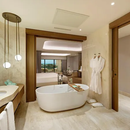 Hotel Regnum The Crown Belek