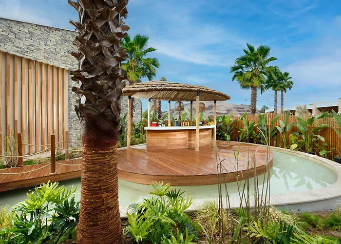 Regnum The Crown 호텔 베렉