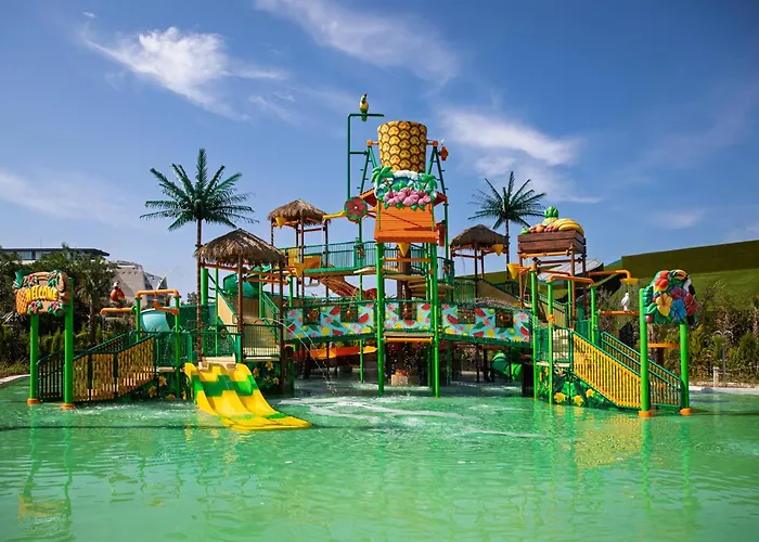 호텔 Regnum The Crown 베렉