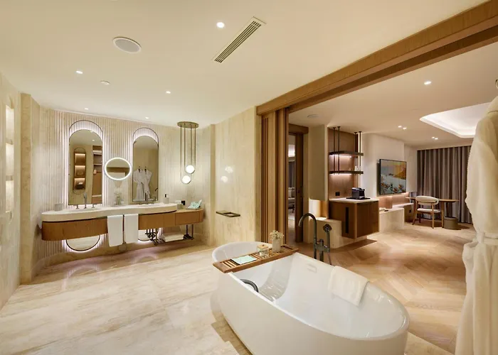 Regnum The Crown 호텔 베렉