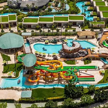 Regnum The Crown Hotel 5*