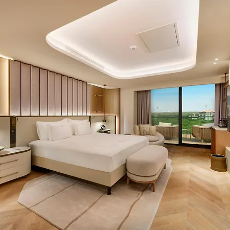 Hotel Regnum The Crown Belek