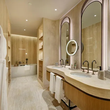 Hotel Regnum The Crown Belek